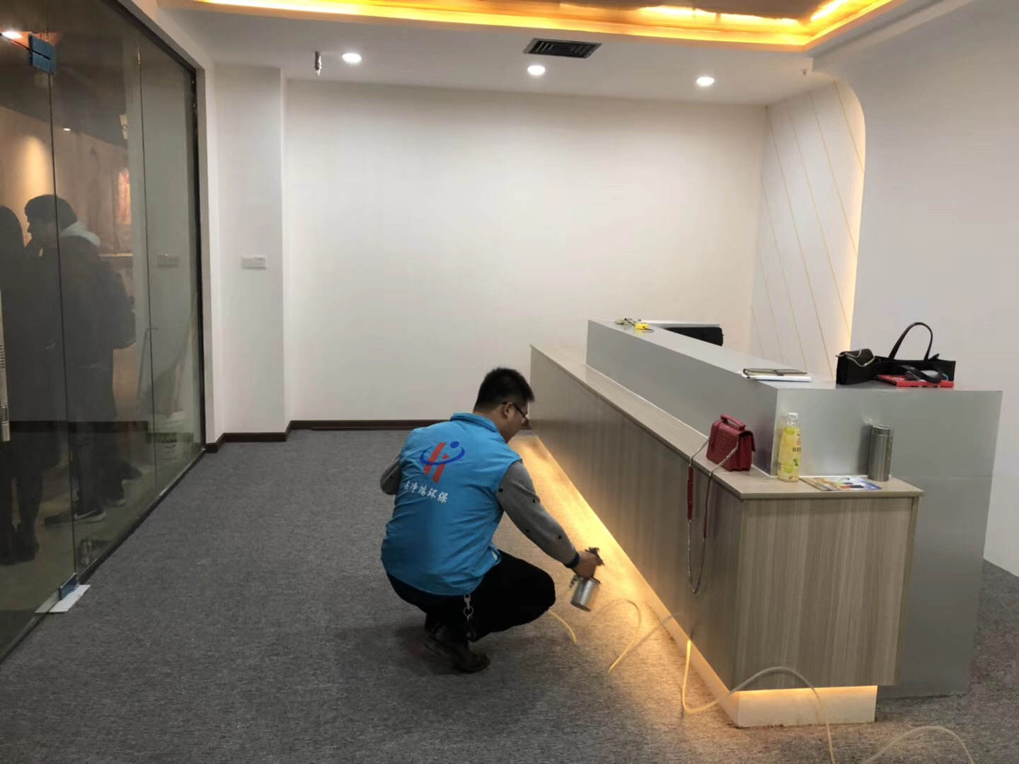 武漢市嘉凈鴻環(huán)?？萍加邢薰? style=