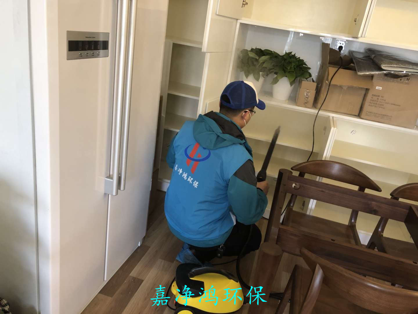 武漢市嘉凈鴻環(huán)?？萍加邢薰? style=
