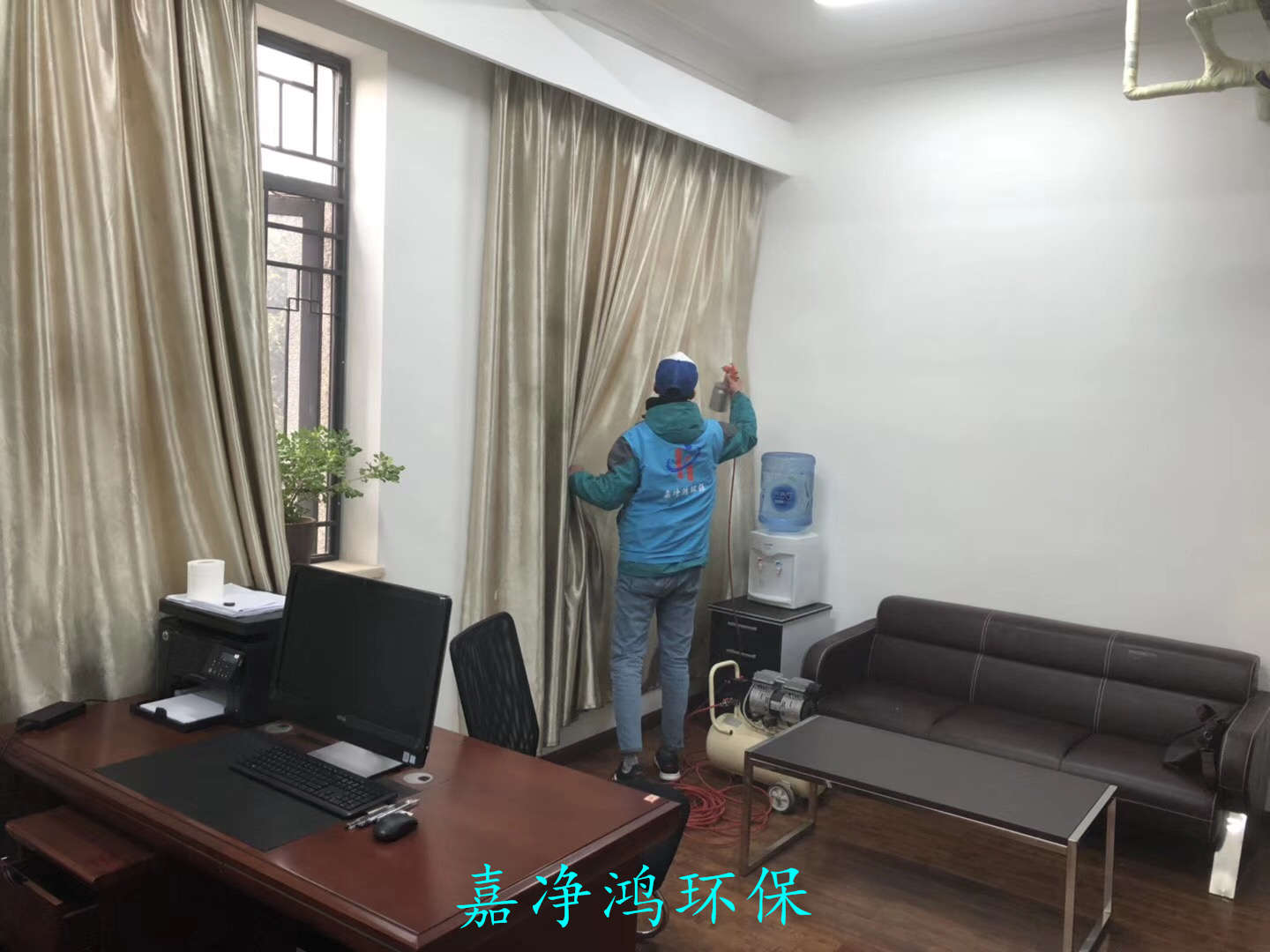 武漢市嘉凈鴻環(huán)?？萍加邢薰? style=